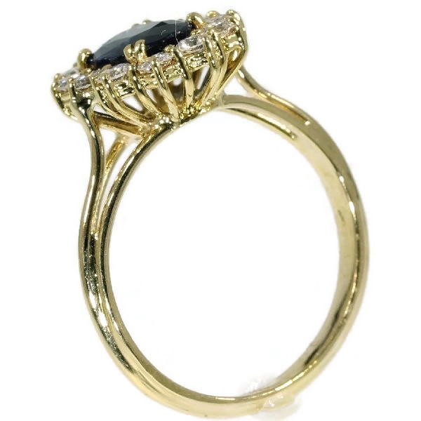 Estate yellow gold diamond and sapphire engagement ring (image 4 of 17)